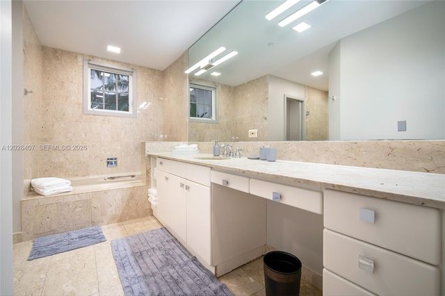 19211 Fisher Island Drive 19211, Miami Beach, FL 33109