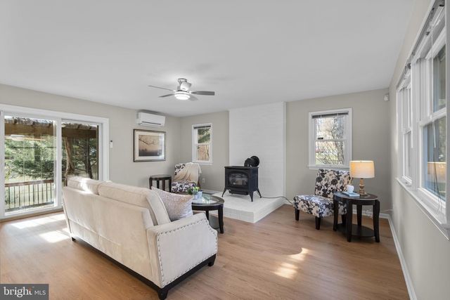 8701 CROMWELL DR, Springfield, VA 22151