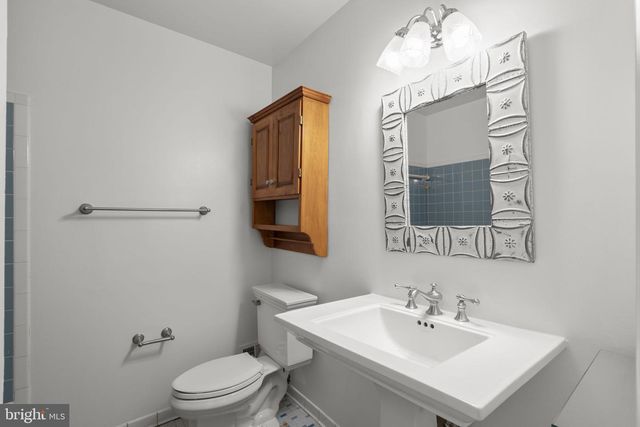 8701 CROMWELL DR, Springfield, VA 22151