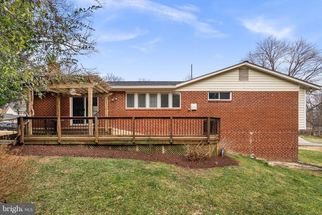 8701 CROMWELL DR, Springfield, VA 22151