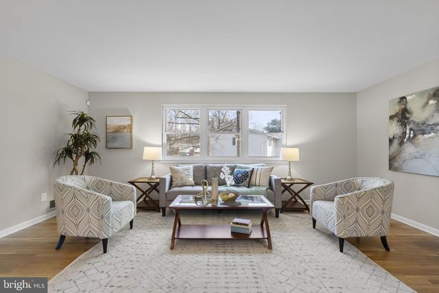 8701 CROMWELL DR, Springfield, VA 22151