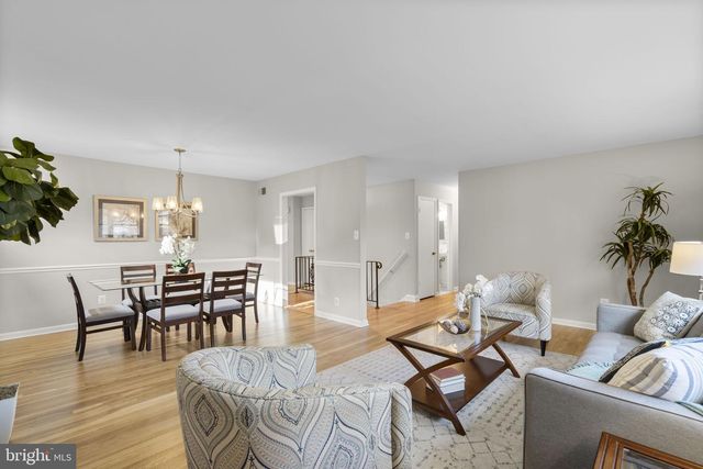 8701 CROMWELL DR, Springfield, VA 22151