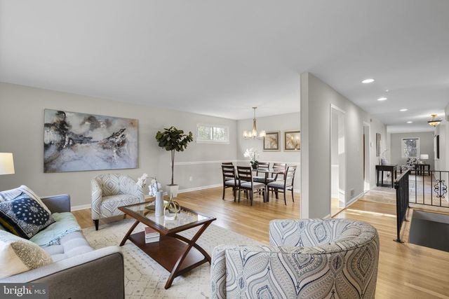 8701 CROMWELL DR, Springfield, VA 22151