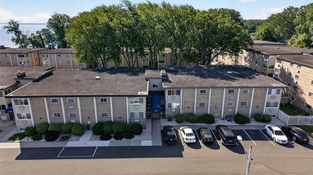 1006 Westage At The, Irondequoit, NY 14617