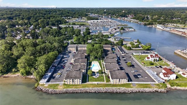 1006 Westage At The, Irondequoit, NY 14617