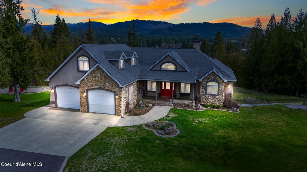 535 Spring Haven Dr, Oldtown, ID 83822