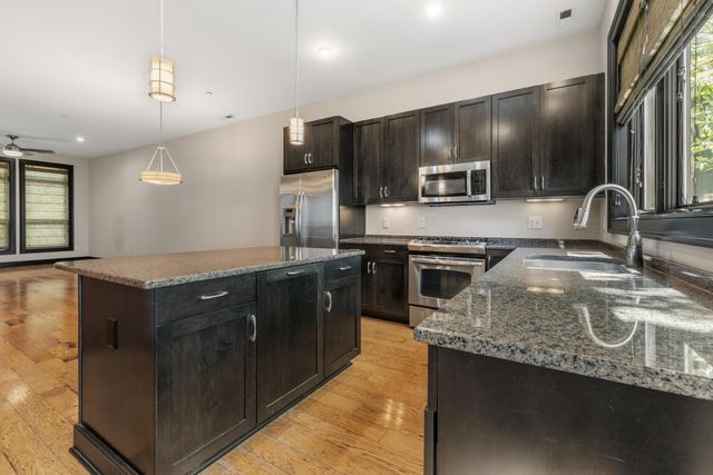 53 N 5th Street, TH15, Columbus, OH 43215