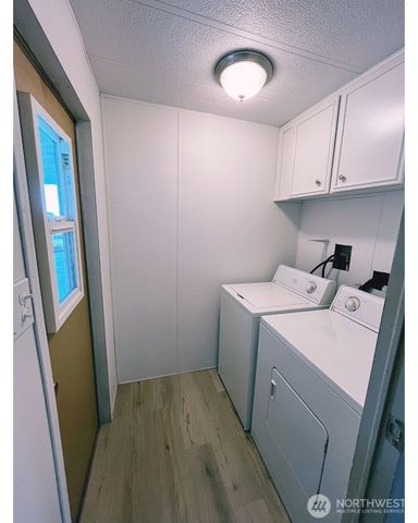 67 Jade Street, Walla Walla, WA 99362