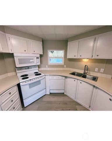 67 Jade Street, Walla Walla, WA 99362