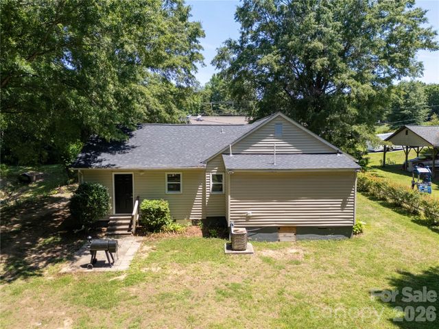 1620 Blueberry Street, Mount Pleasant, NC 28124