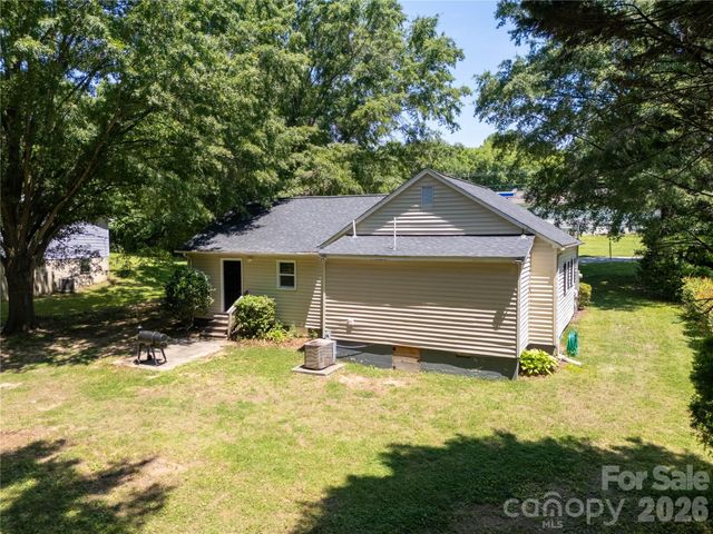 1620 Blueberry Street, Mount Pleasant, NC 28124