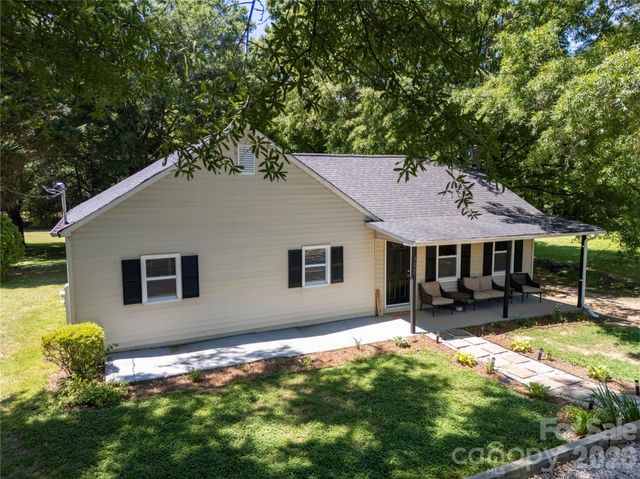 1620 Blueberry Street, Mount Pleasant, NC 28124