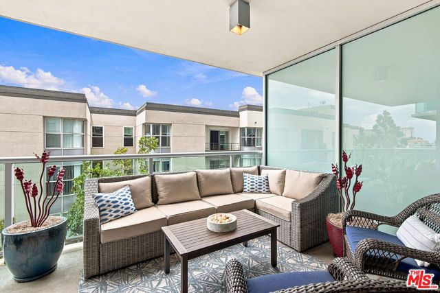 13700 MARINA POINTE Drive 519, Marina Del Rey, CA 90292