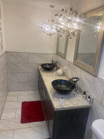 2203 Place Rebecca Lane C5, Houston, TX 77090