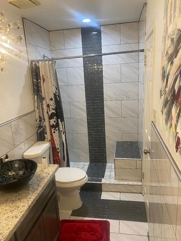 2203 Place Rebecca Lane C5, Houston, TX 77090