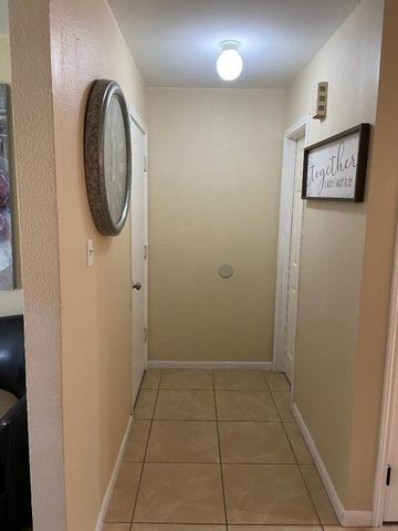 2203 Place Rebecca Lane C5, Houston, TX 77090