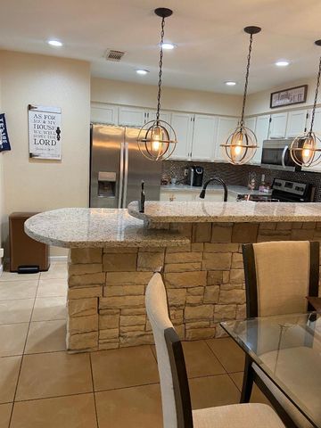 2203 Place Rebecca Lane C5, Houston, TX 77090