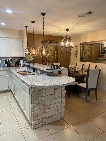 2203 Place Rebecca Lane C5, Houston, TX 77090