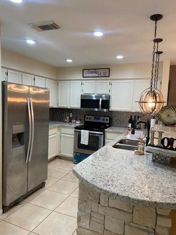 2203 Place Rebecca Lane C5, Houston, TX 77090