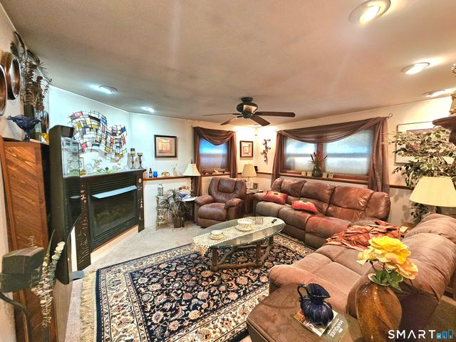 20 Jackson Road, Plainfield, CT 06374