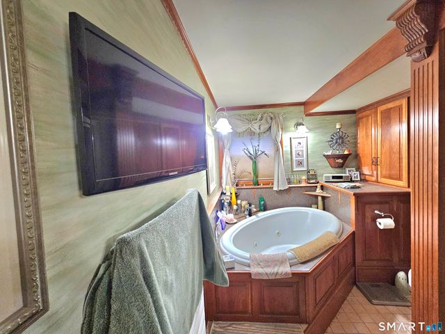 20 Jackson Road, Plainfield, CT 06374