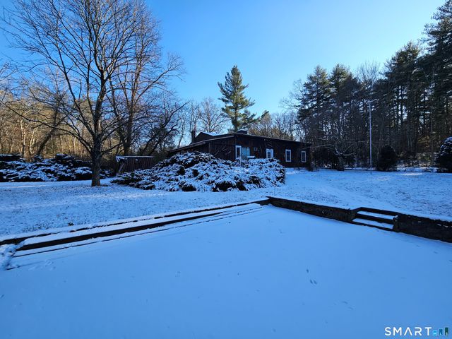 20 Jackson Road, Plainfield, CT 06374