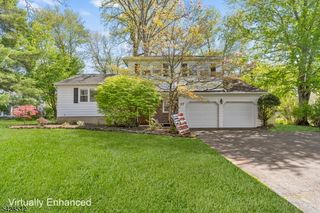37 Manchester Way, Montville Twp., NJ 07058