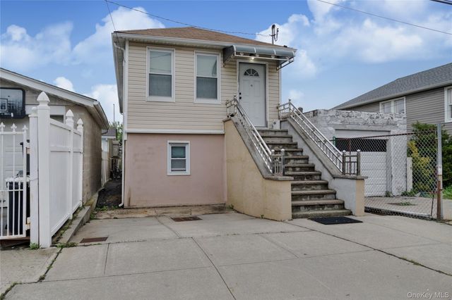6940 Gouverneur Avenue, Arverne, NY 11692