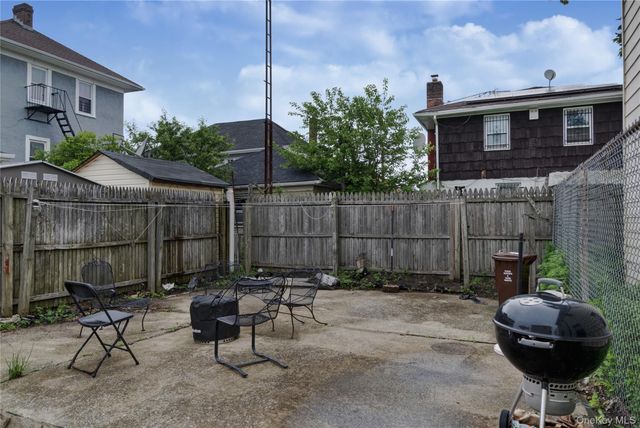 6940 Gouverneur Avenue, Arverne, NY 11692