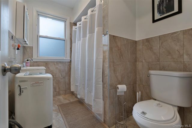 6940 Gouverneur Avenue, Arverne, NY 11692