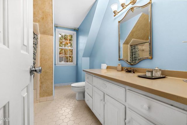 3806 Lochnora Parkway, Durham, NC 27705