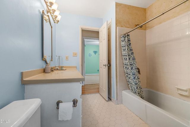 3806 Lochnora Parkway, Durham, NC 27705