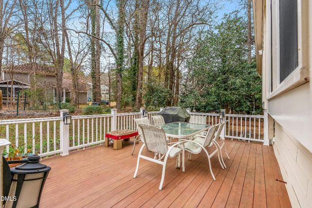 3806 Lochnora Parkway, Durham, NC 27705