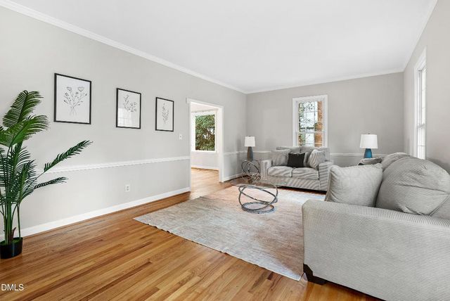 3806 Lochnora Parkway, Durham, NC 27705