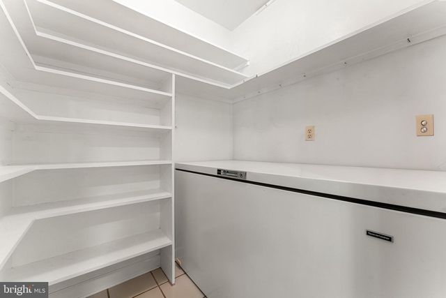 8300 FALCON GLEN RD, Warrenton, VA 20186