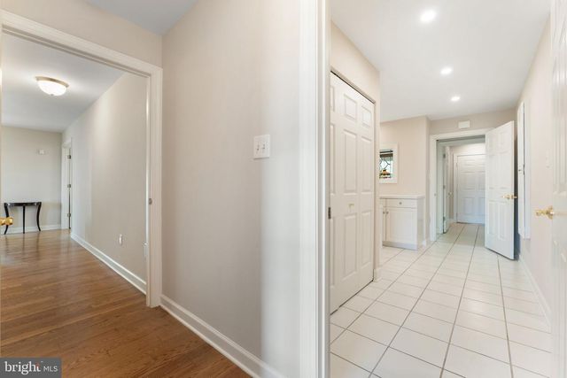 8300 FALCON GLEN RD, Warrenton, VA 20186