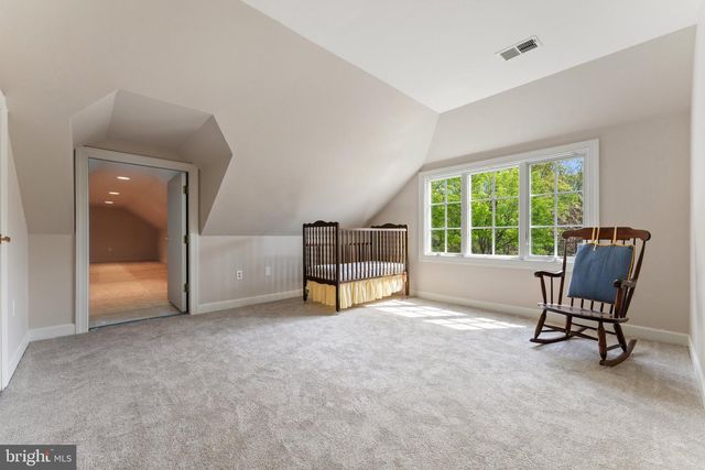 8300 FALCON GLEN RD, Warrenton, VA 20186