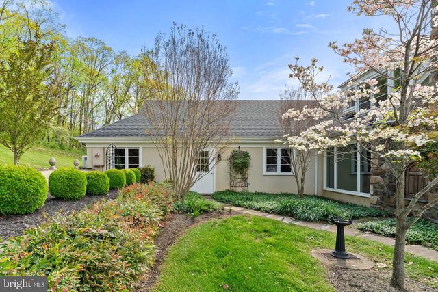 8300 FALCON GLEN RD, Warrenton, VA 20186