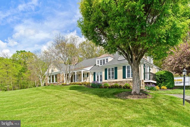 8300 FALCON GLEN RD, Warrenton, VA 20186