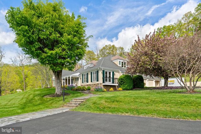 8300 FALCON GLEN RD, Warrenton, VA 20186