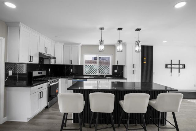 10385 Cheviot, San Diego, CA 92126