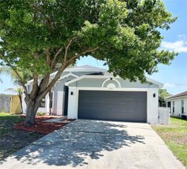 154 WOODBURY PINES CIRCLE, Orlando, FL 32828