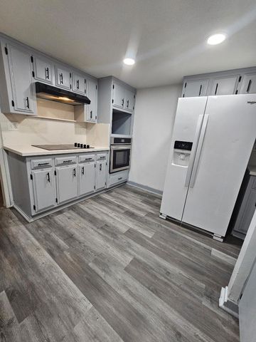 2705 Puder Street, Bakersfield, CA 93306