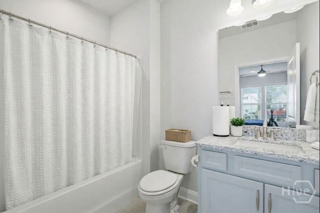 217 Higginson Drive, Richmond Hill, GA 31324