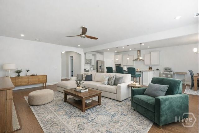 217 Higginson Drive, Richmond Hill, GA 31324