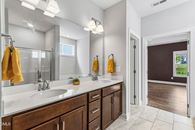 821 Challenger Lane, Knightdale, NC 27545
