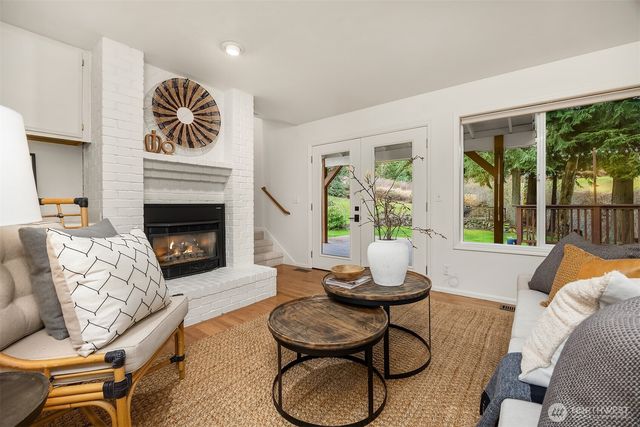 16437 241st Avenue SE, Issaquah, WA 98027