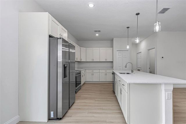 2438 SW 156TH LOOP, Ocala, FL 34473