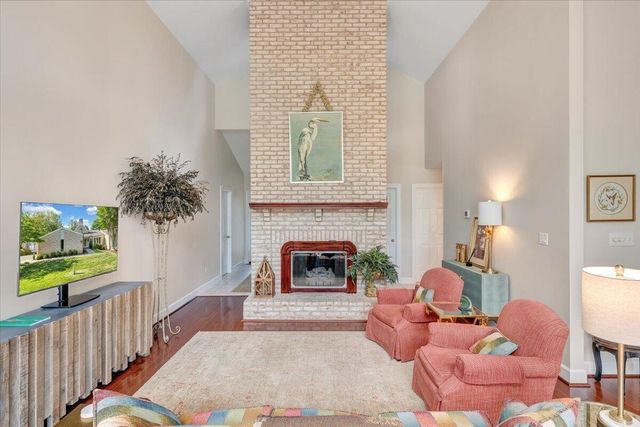 30 Island Green Dr Unit 4, Penhook, VA 24137