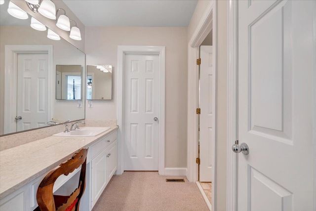 30 Island Green Dr Unit 4, Penhook, VA 24137